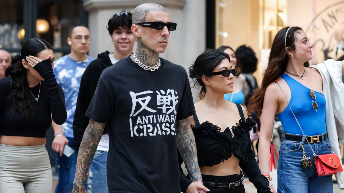 „Lebensbedrohlich“: Travis Barker mit Statement aus dem Krankenhaus