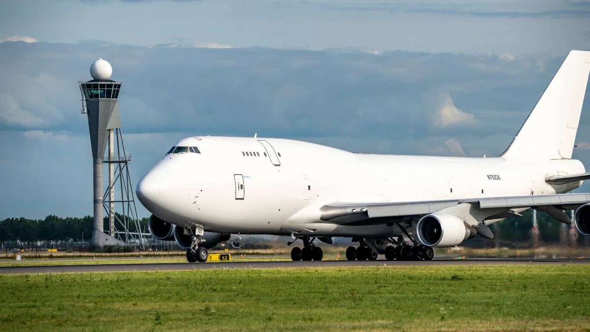 Wegen mysteriösen Rauch: Lufthansa-Flieger muss plötzlich notlanden