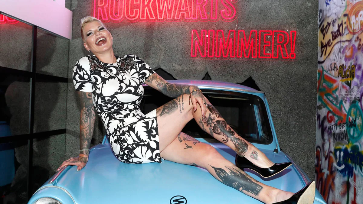 melanie-mueller-show-absage-nach-sieg-heil-skandal