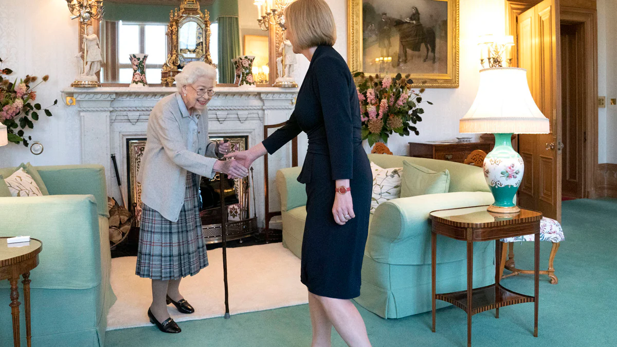Ärztin sieht Zusammenhang: Letzter Auftritt der Queen weist auf Todesursache hin