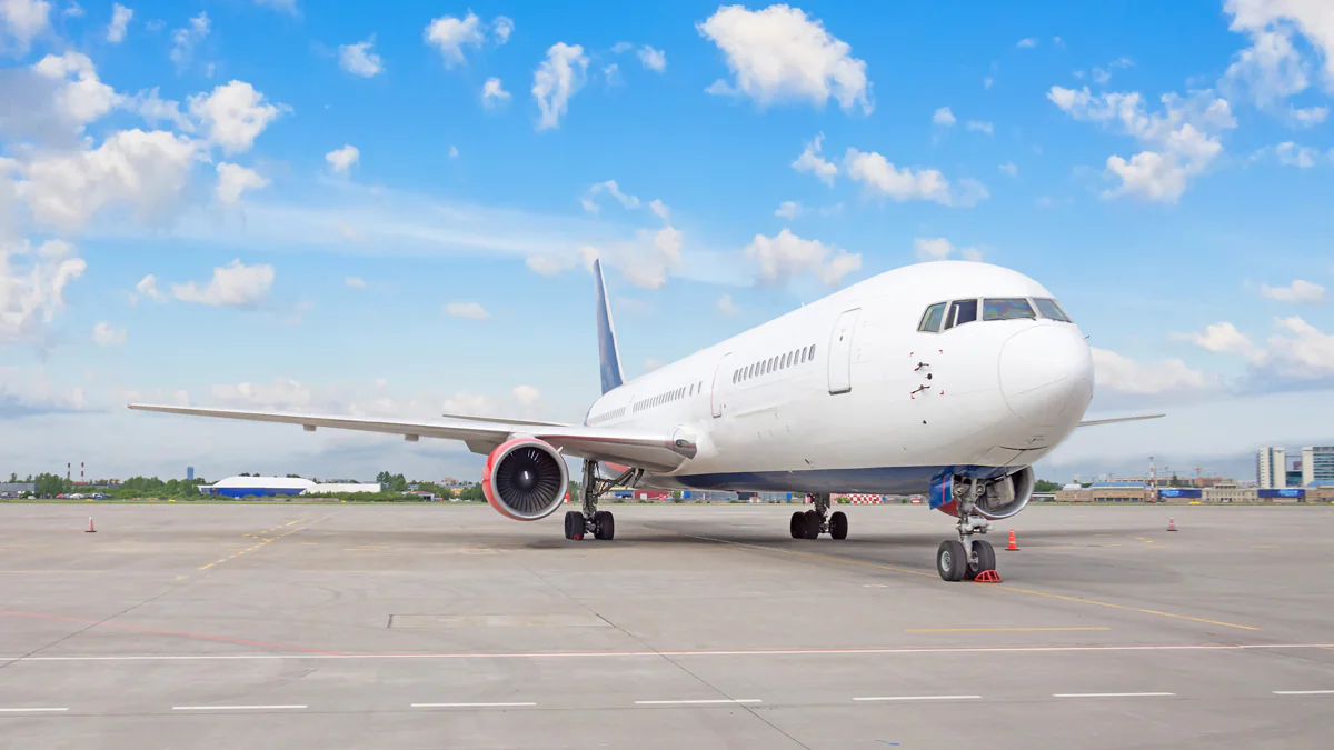Zum Ausziehen gezwungen: Schwere Sexismus-Vorwürfe gegen Airline