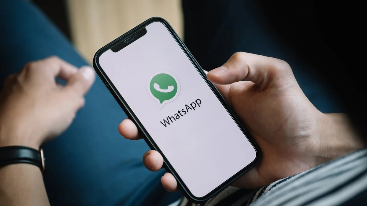 Verstecktes WhatsApp-Feature nutzen, indem man diesen Knopf 30 Sekunden drückt