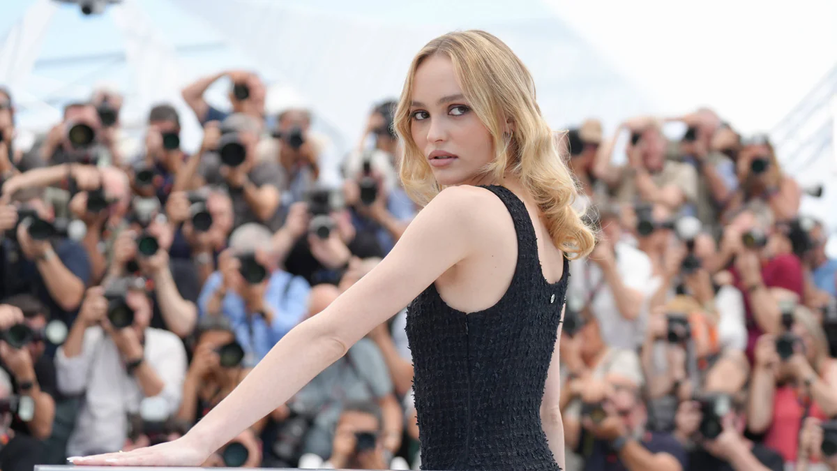 Lily-Rose Depp spricht über bizarre Sexszenen mit The Weeknd