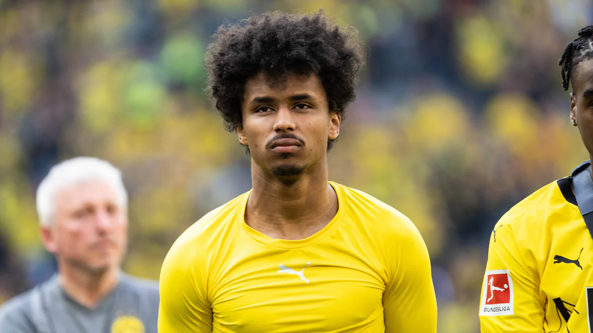 Heiße Liebesgerüchte: Datet Loredana diesen BVB-Star?