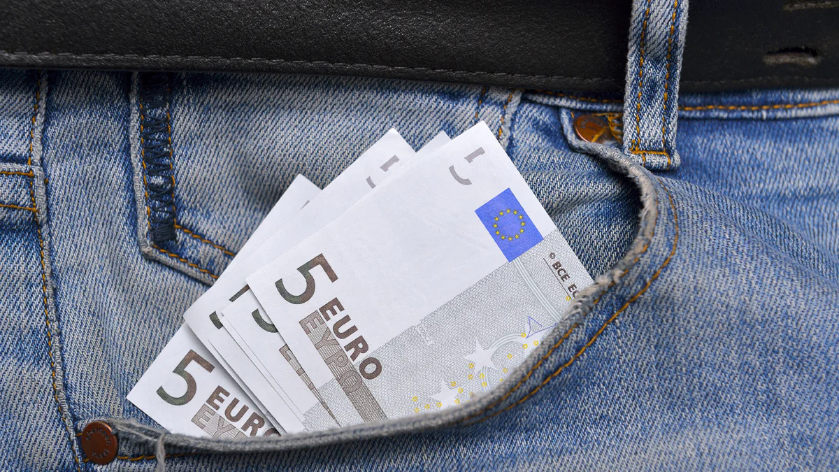 Fünf-Euro-Trick: So kann man 1.000 Euro im Jahr sparen