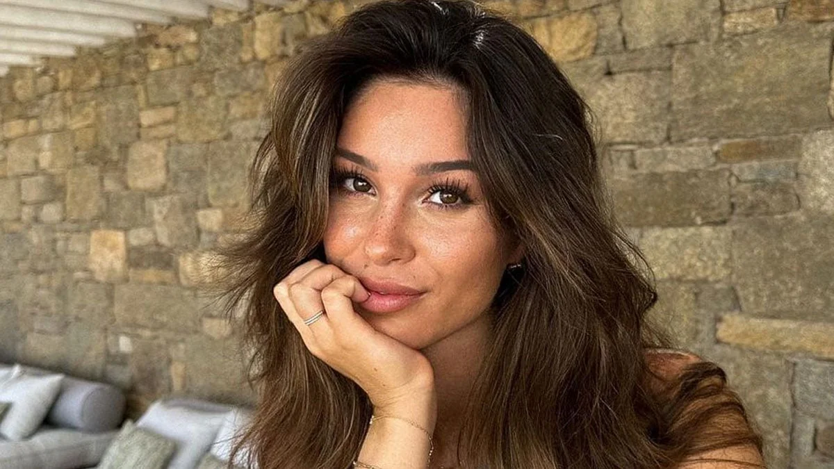 JP Freundin: Julia Meck ist mit Jean Pierre Kraemer verlobt