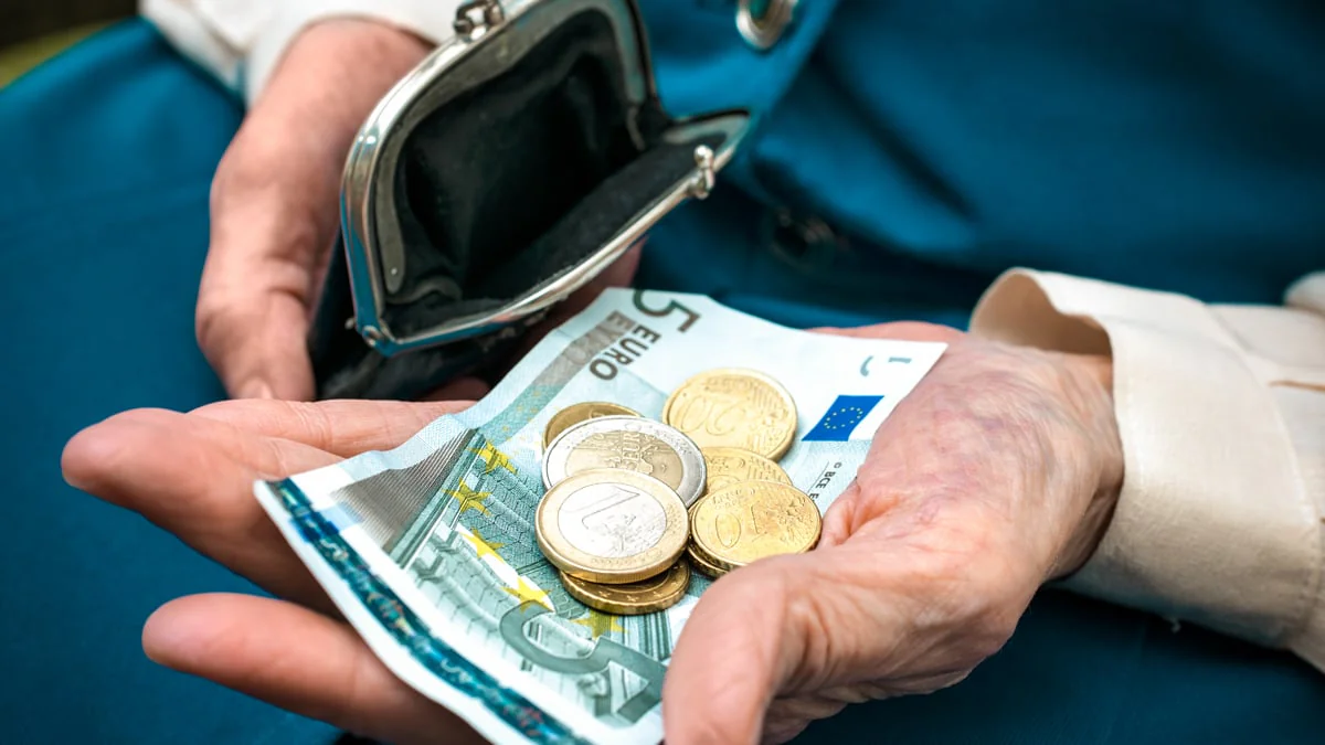 1.000 Euro Rente: So viel Geld muss man verdienen, um sie zu bekommen