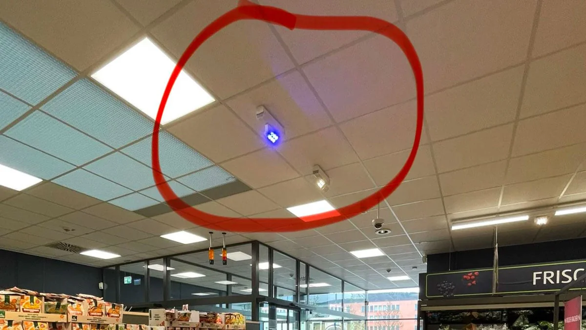Rätsel gelöst: Das bedeutet das blaue Licht bei Aldi
