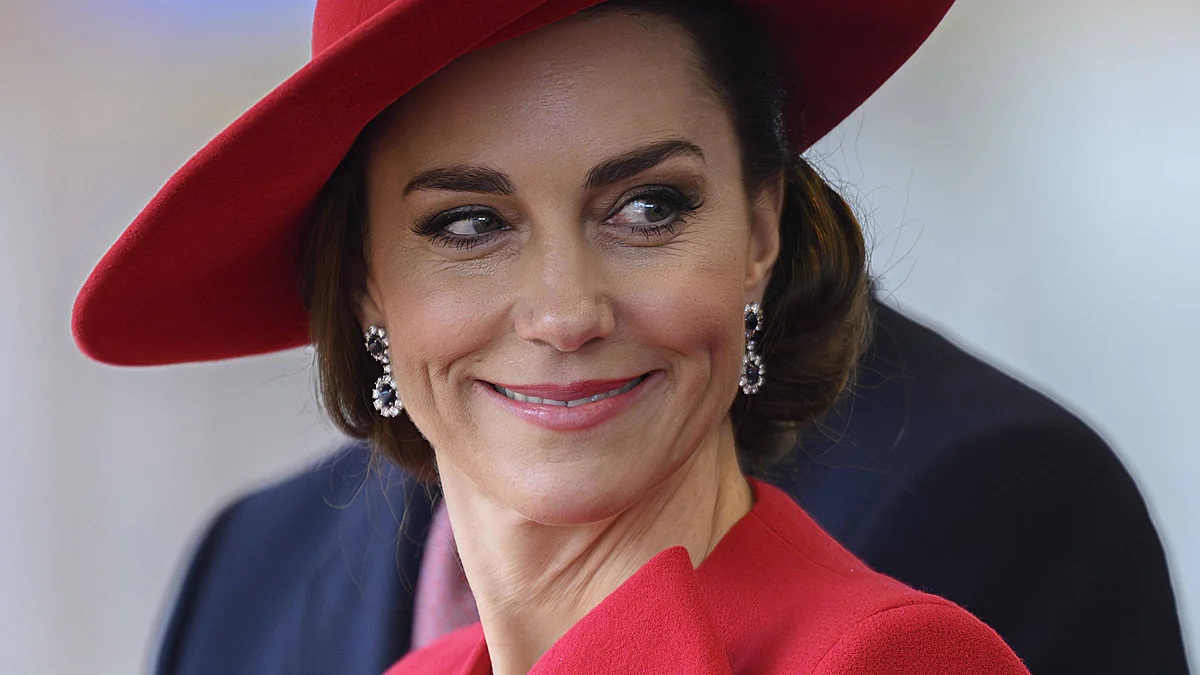Prinzessin Kate zeigt sich erstmals nach Bauch-OP in der Öffentlichkeit