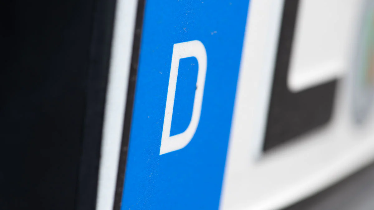Nummernschilder: Einige Kennzeichen sind in Deutschland verboten