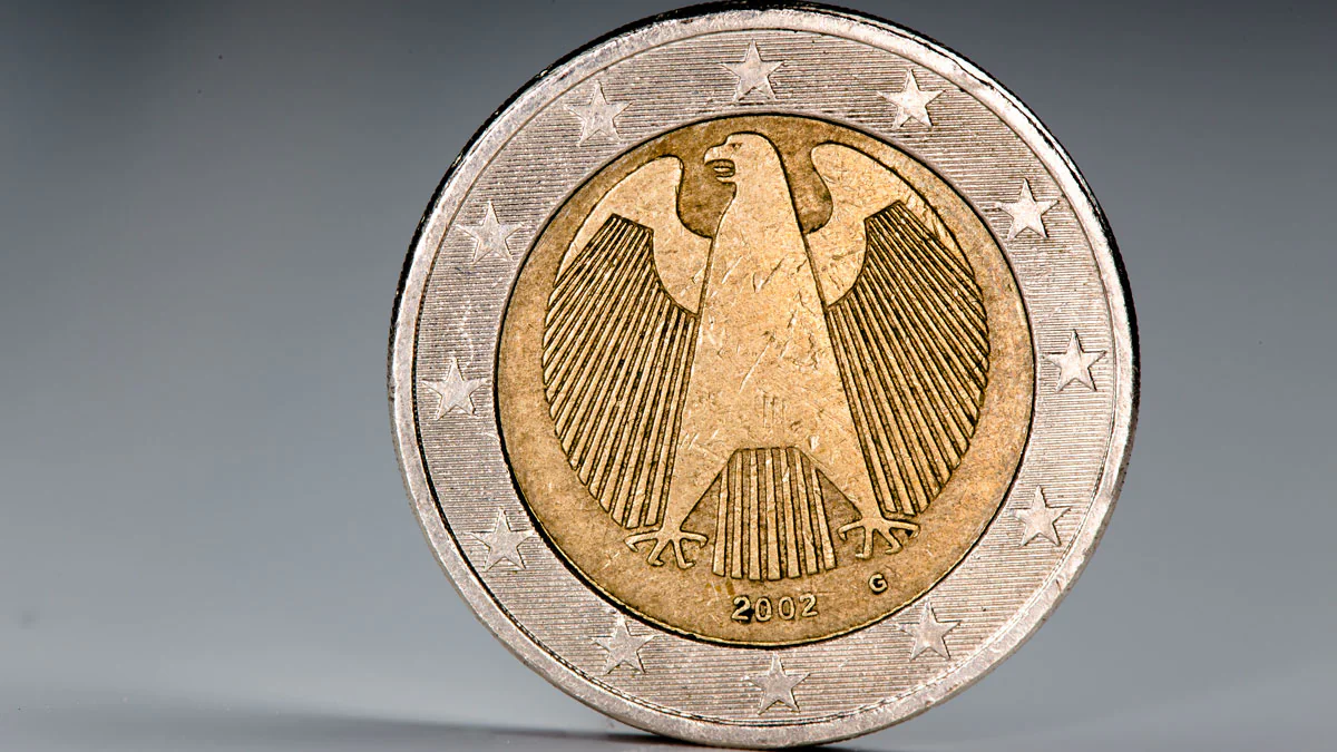 Achtung vor gefälschten Zwei-Euro-Münzen: An diesen Merkmalen erkennst du sie