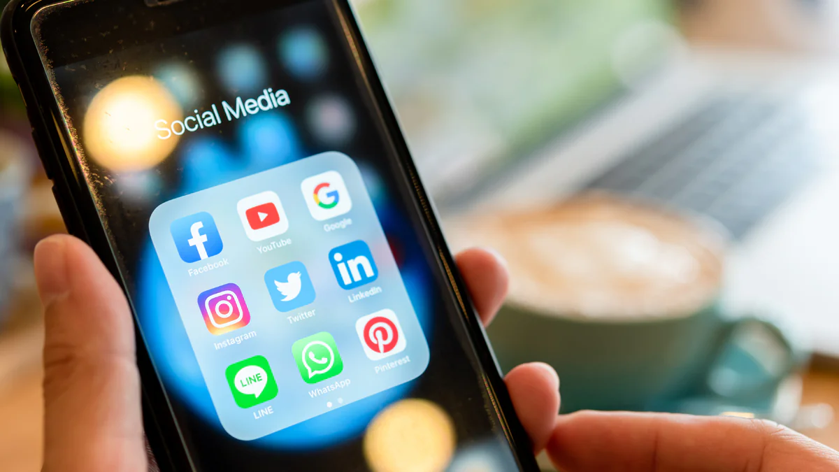 Experten warnen: Beliebte Apps verfolgen regelmäßig deinen Standort