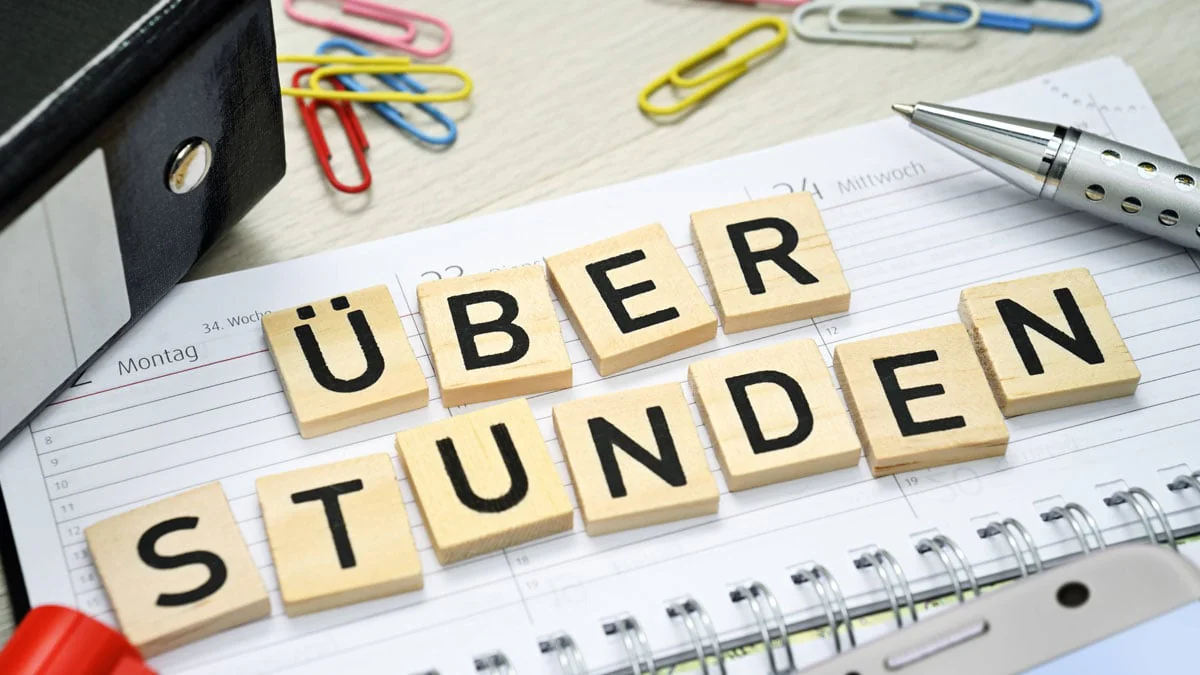 Überstunden − Diese Rechte haben Arbeitnehmer