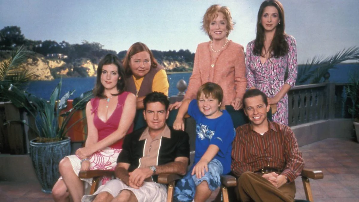 „Two and a Half Men“: Wie sehen die Stars heute aus?