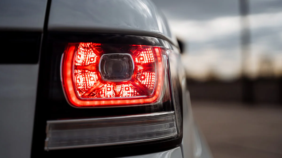 Neues Licht am Auto wird Pflicht: Tausende Autofahrer sind betroffen