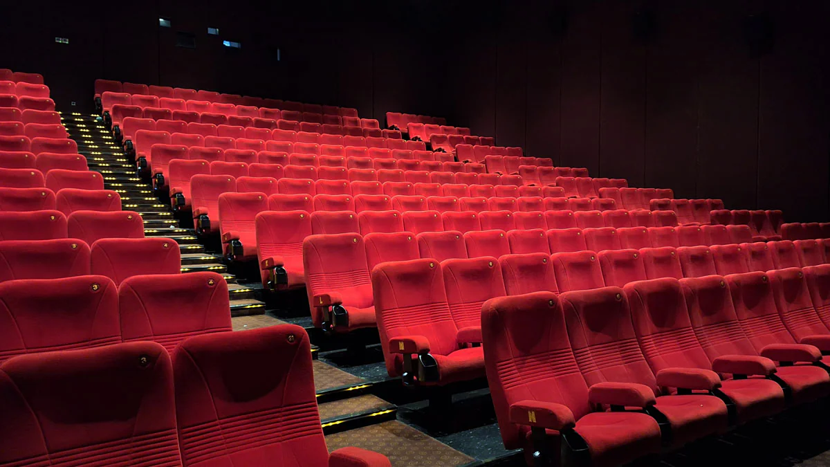 „Teil eines Hitzeschutz-Plans“: Stadt verschenkt Eintrittskarten fürs Kino