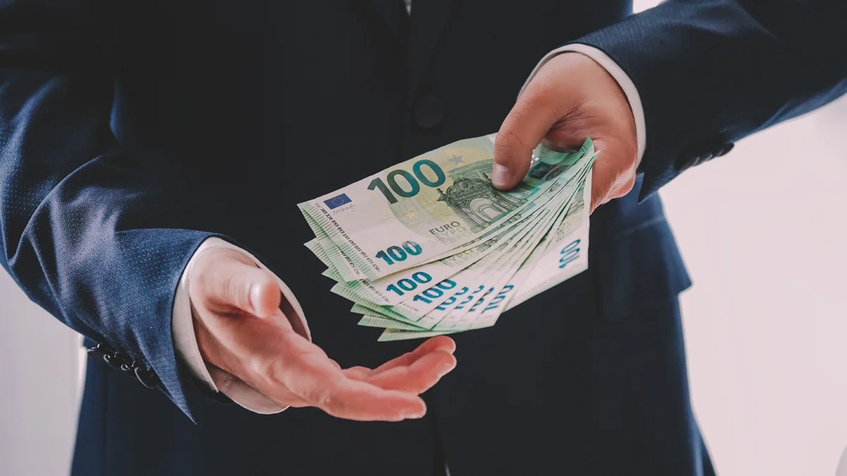 Viel Geld gespart? Ab einer bestimmten Summe kann es teuer werden