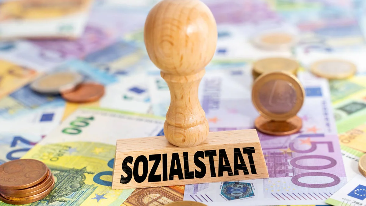 Krankenkassen-Beiträge steigen erneut an: Zum Jahreswechsel wird es teuer