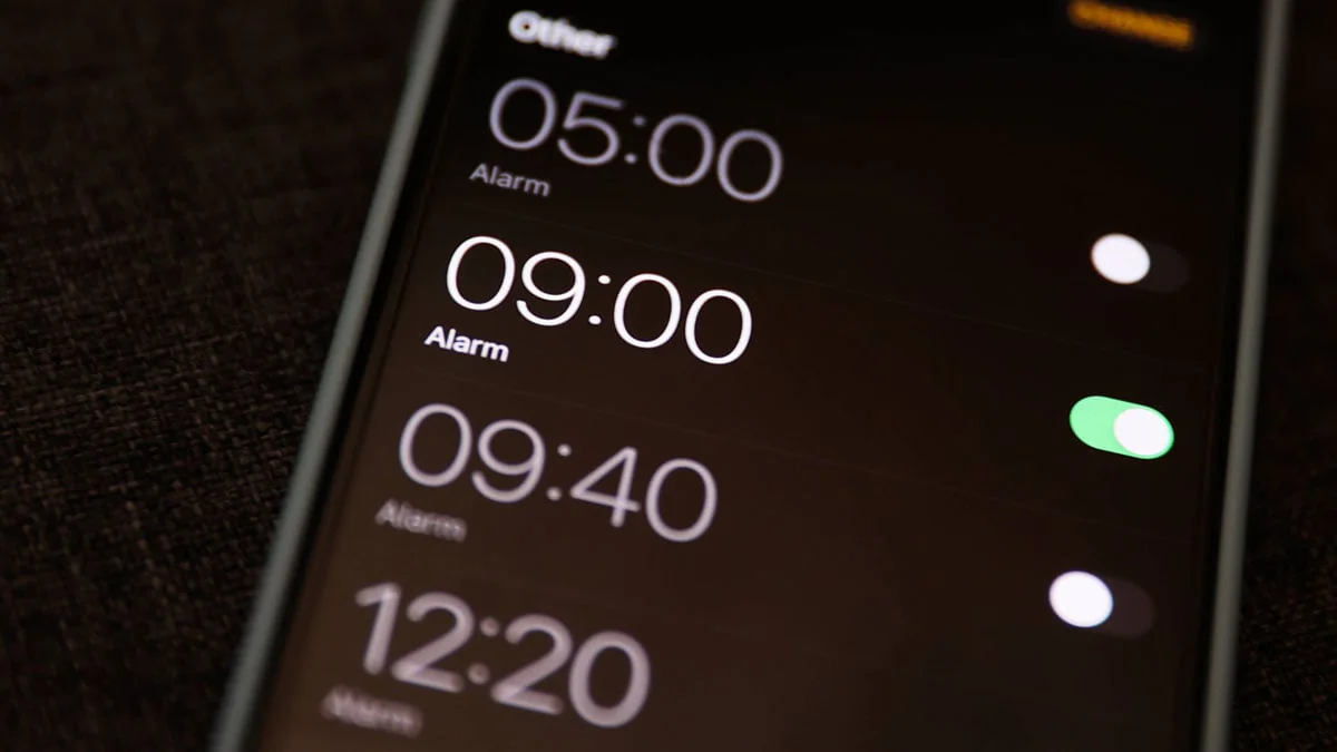 „Sorry, mein Wecker hat nicht geklingelt!“: iPhone-Nutzer decken fatalen iOS-Fehler auf