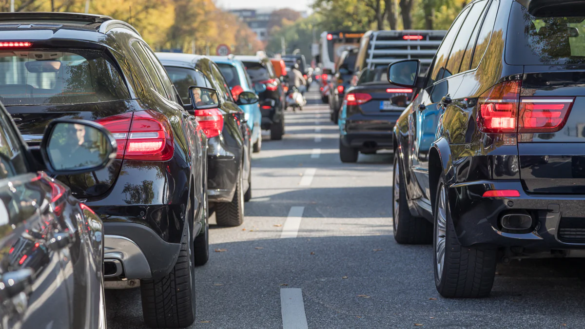 ADAC warnt vor Mega-Staus: Das sind die schlimmsten Strecken 2025
