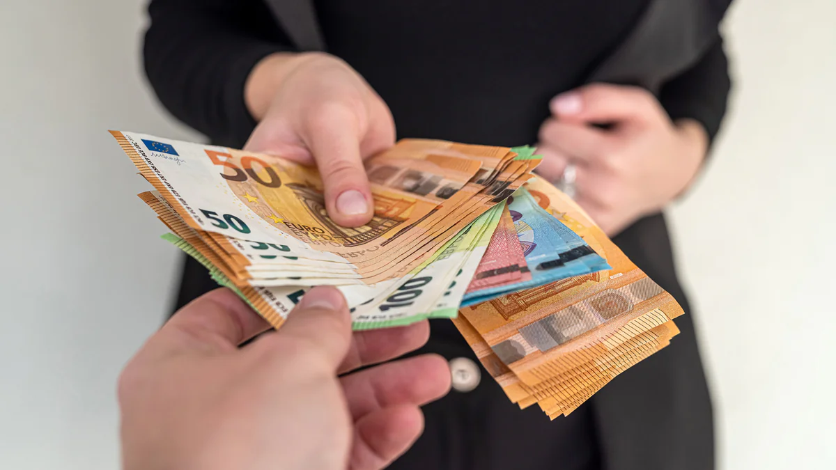 Hohes Gehalt: In Jobs aus diesem Bereich verdient man über 80.000 Euro
