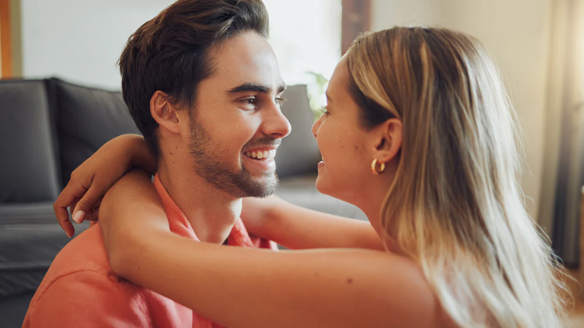 Dating-Studie enthüllt: Auf dieses Körperteil achten Männer bei Frauen als Erstes