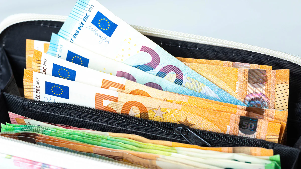Umfrage enthüllt: So viele Deutsche haben über 10.000 Euro auf ihrem Girokonto
