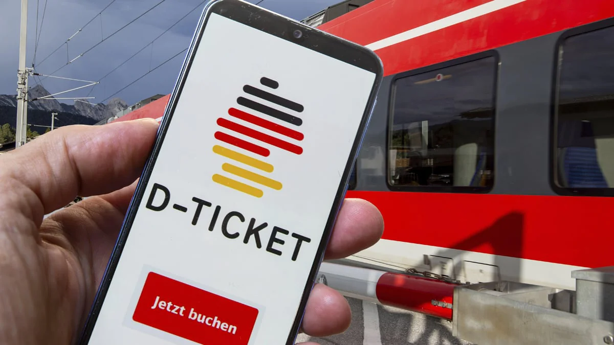 Mit dem Deutschlandticket: So fährt man diesen Sommer kostenlos nach Paris