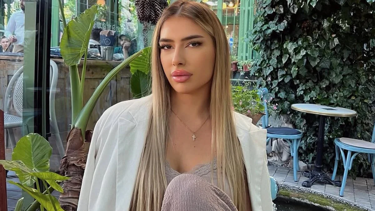 tijana-radonjic-stuerzt-parasailing-tod