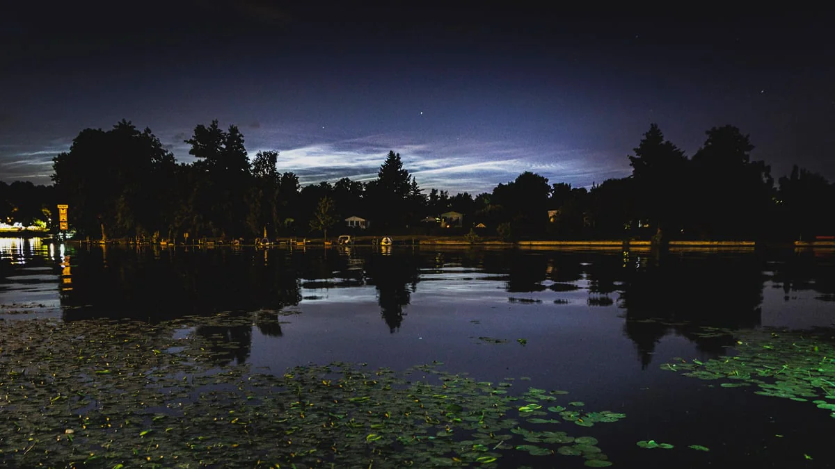 leuchtende-nachtwolken-ueber-deutschland