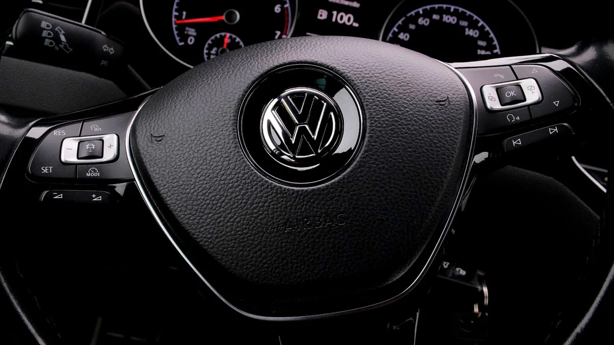 VW startet dringenden Rückruf: In diesen Autos droht Lebensgefahr