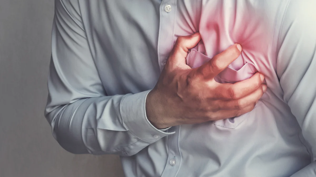 Arzt warnt: Unauffälliges Symptom kann Herzinfarkt ankündigen