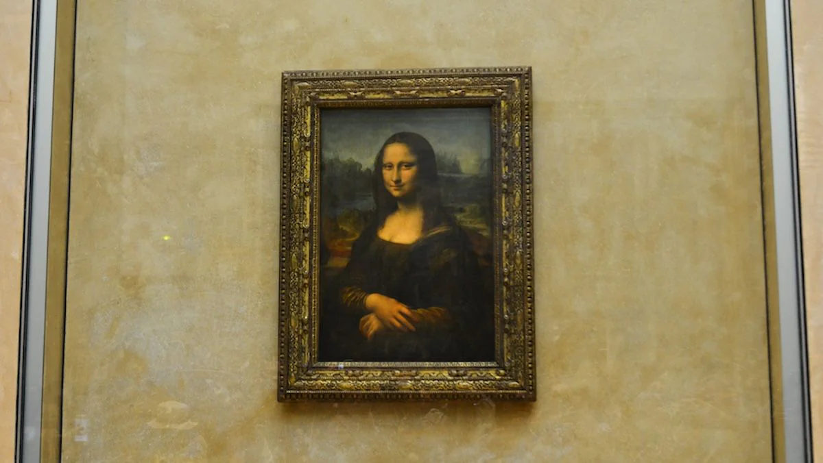 Der goldene Schnitt: Die Mona Lisa von Leonardo da Vinci bei einer Ausstellung an der Wand