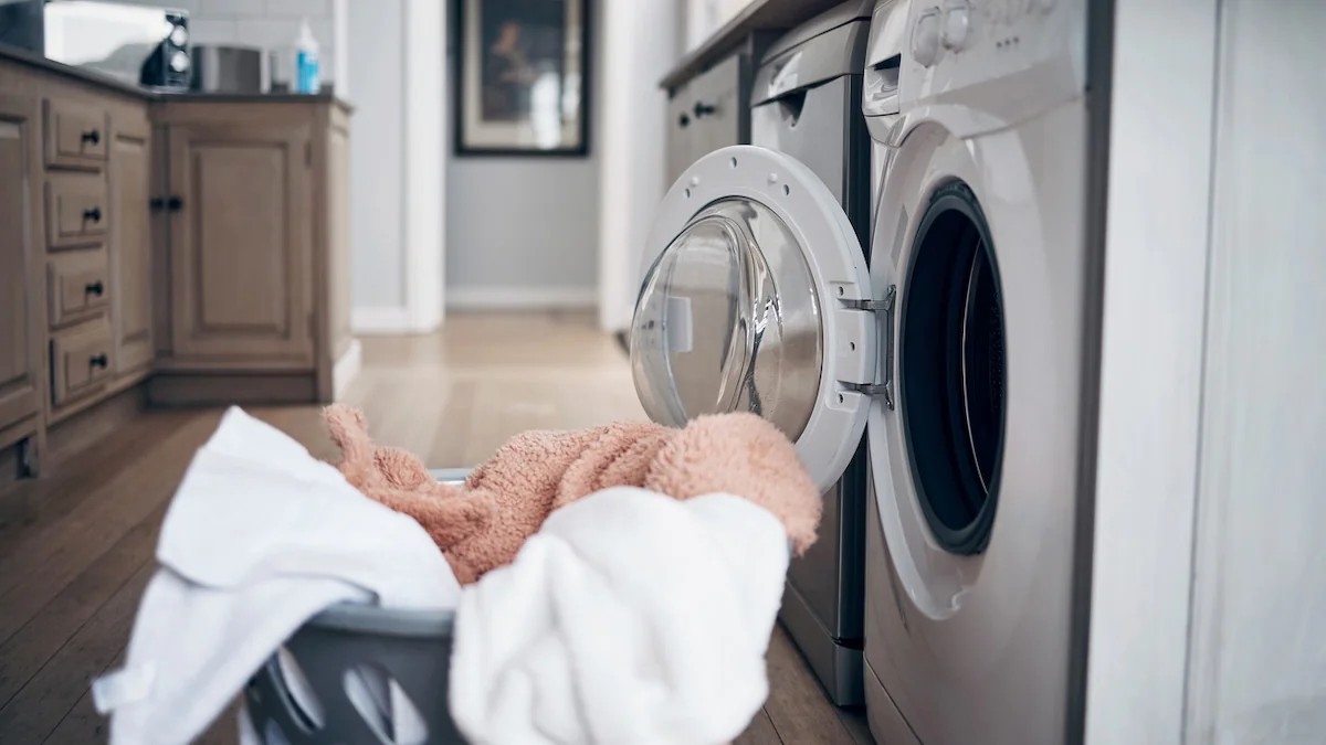 waschmaschine-tuer-offen-lassen-warnung
