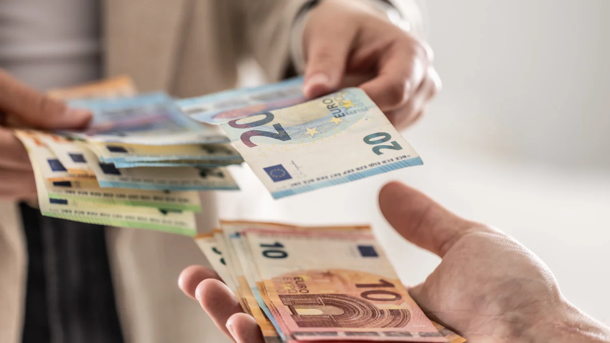 Lebenseinkommen: So viel Geld verdient man durchschnittlich im gesamten Berufsleben