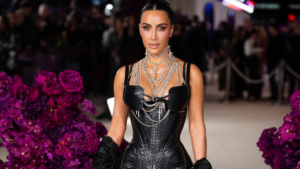 „Skinny BBL“: Experten warnen vor gefährlichem Schönheitstrend